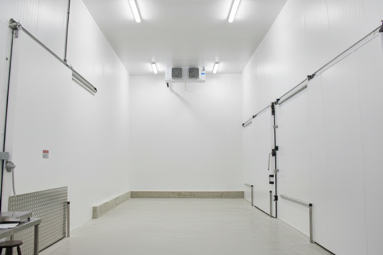 Câmara frigorífica instalada pela OpenFrio para laticínios